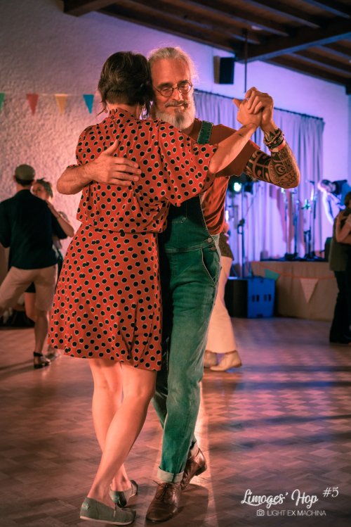 Limoges'Hop #5 - soirée d'ouverture du vendredi

Partage libre à des fins non promotionnelles ou commerciales, en créditant l'auteur (@lightexmachina).

© Alexandre - LIGHT EX MACHINA 2023, tous droits réservés.